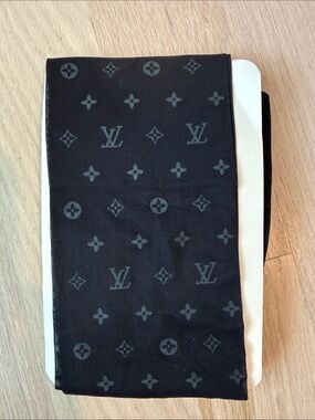INSPIRED Black and Gray Monogram TIGHTS